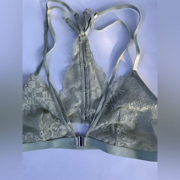 hunkemöller Lace Bralette - Picture 2 of 7